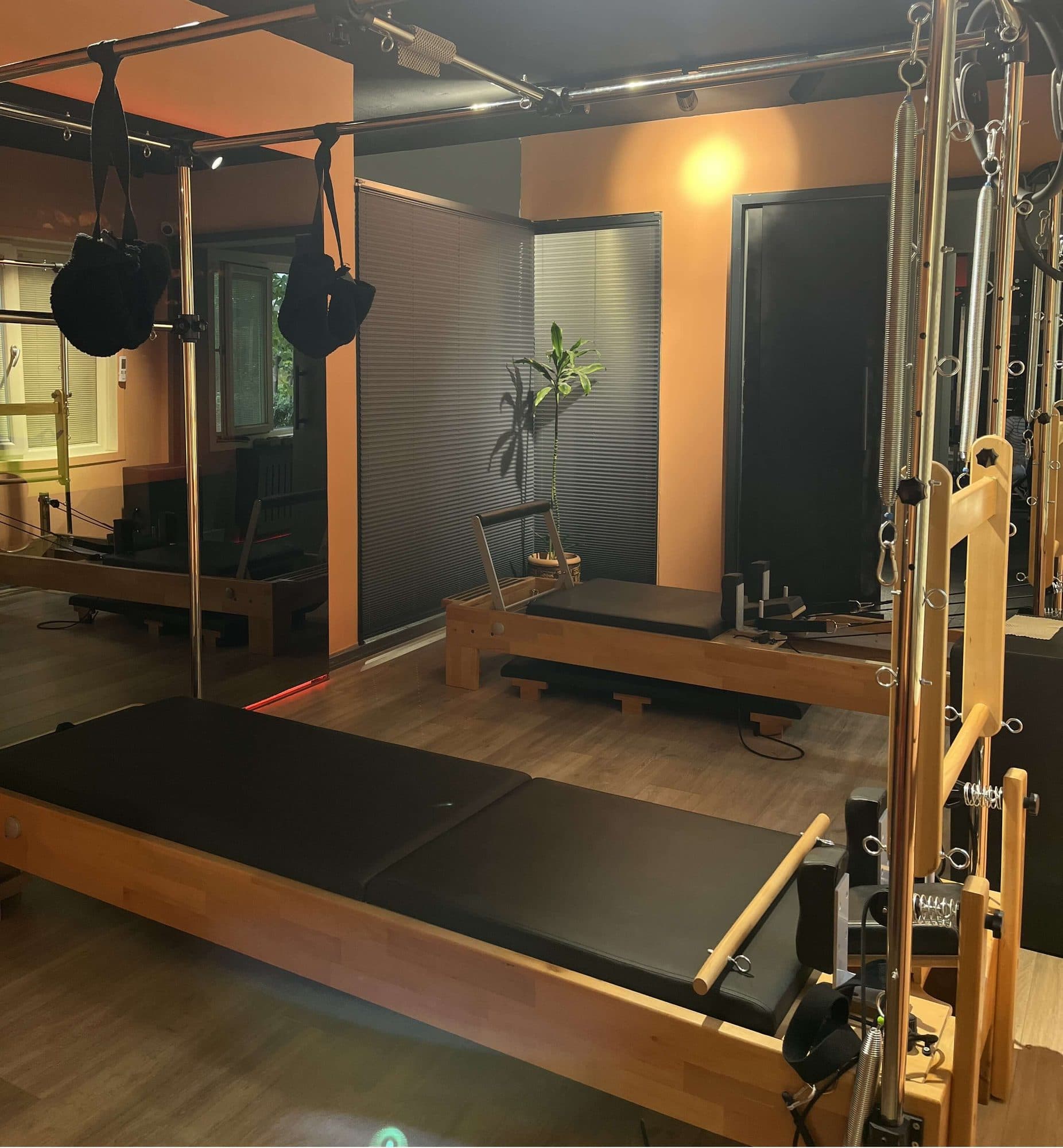 Pilates odası — Reformer & Cadillac